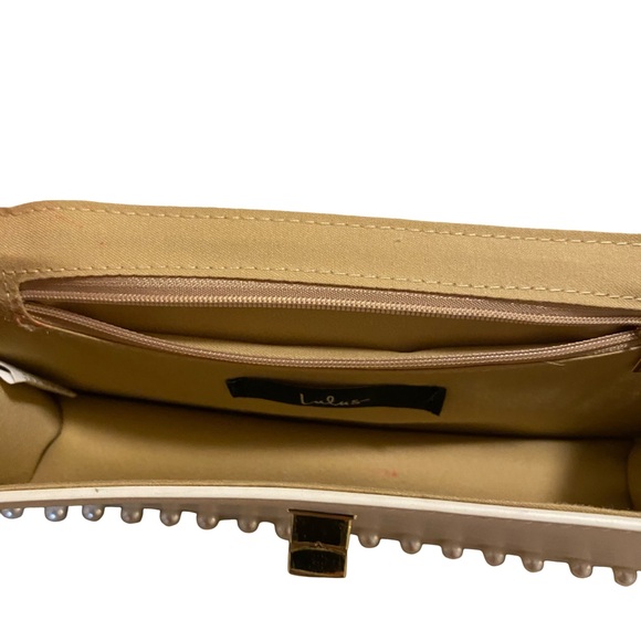 Lulus Elegant Pure White Studded Gold Chain Shoulder Bag - Picture 4 of 12